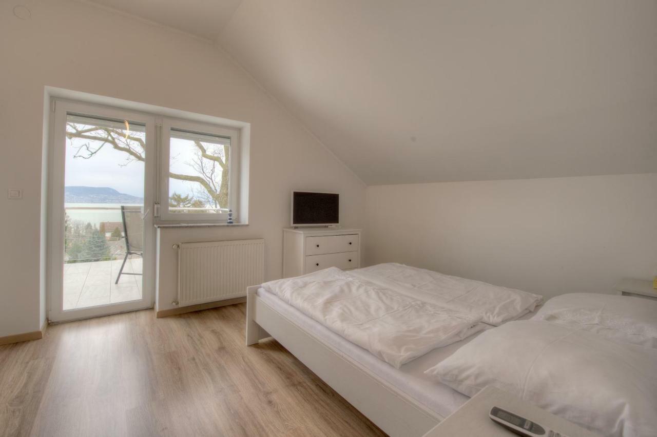 Hilltop Apartments Fonyód エクステリア 写真